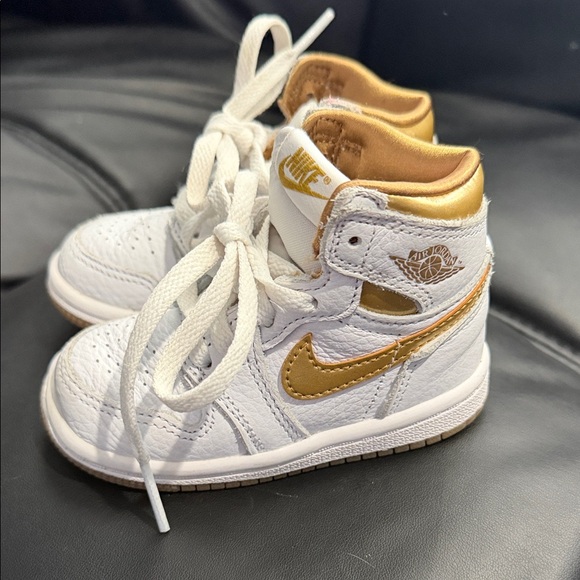 Nike Other - Toddler Air Jordan 1 High Top 5C